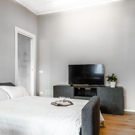ミラノJoivy Charming Flat With Deskアパートメント エクステリア 写真