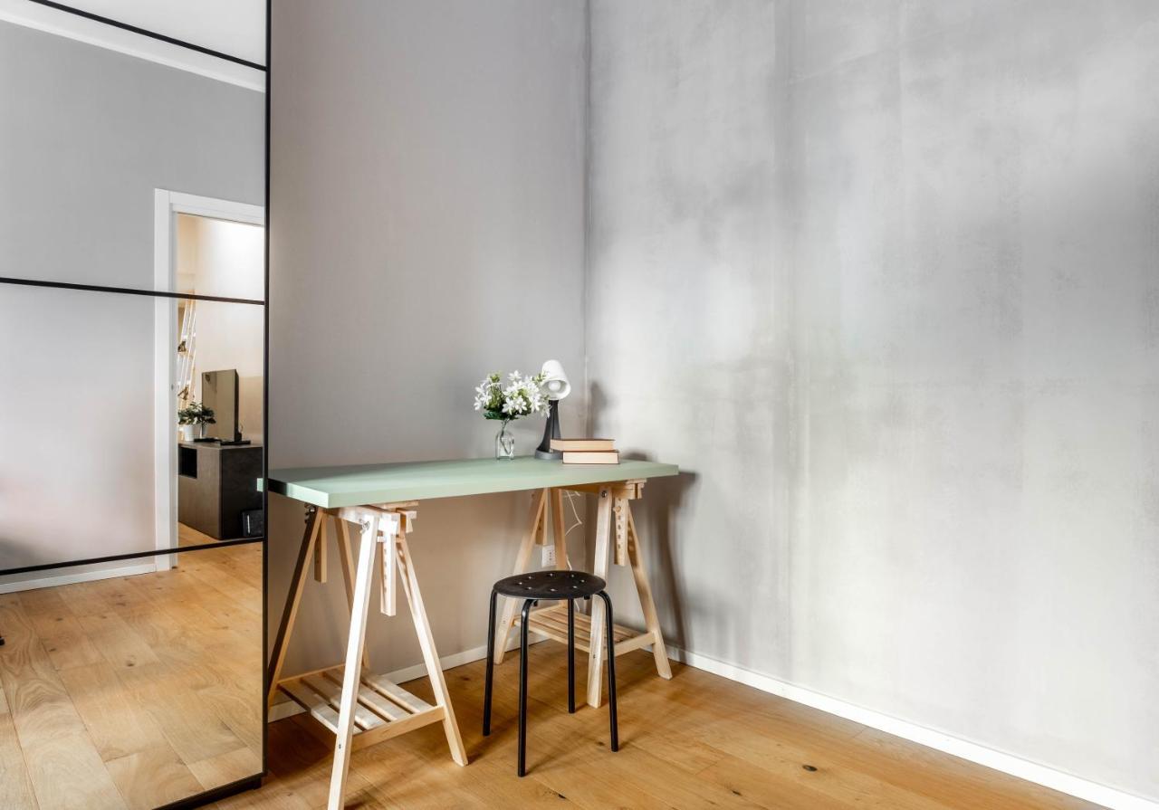 ミラノJoivy Charming Flat With Deskアパートメント エクステリア 写真
